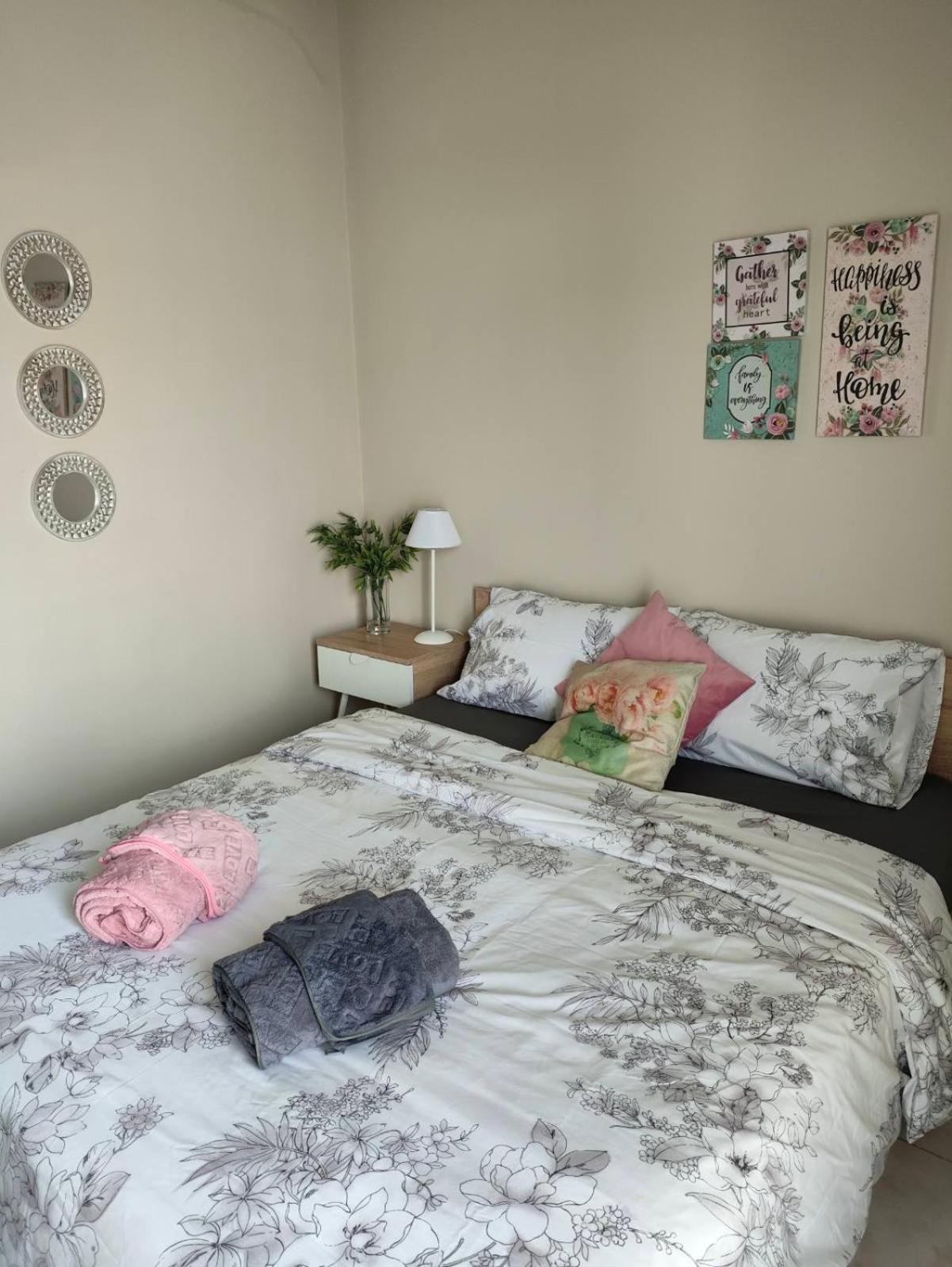 埃泽萨Downtown Comfy公寓 外观 照片