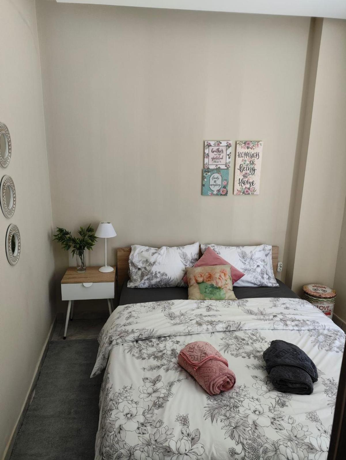埃泽萨Downtown Comfy公寓 外观 照片